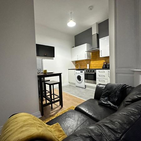 Bee Accommodations لايستر المظهر الخارجي الصورة